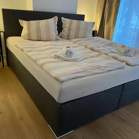 Walkstrom Appartements Am Erfurter Dom Apartment